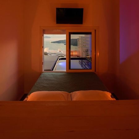 Fira Deep Blue Suites Extérieur photo