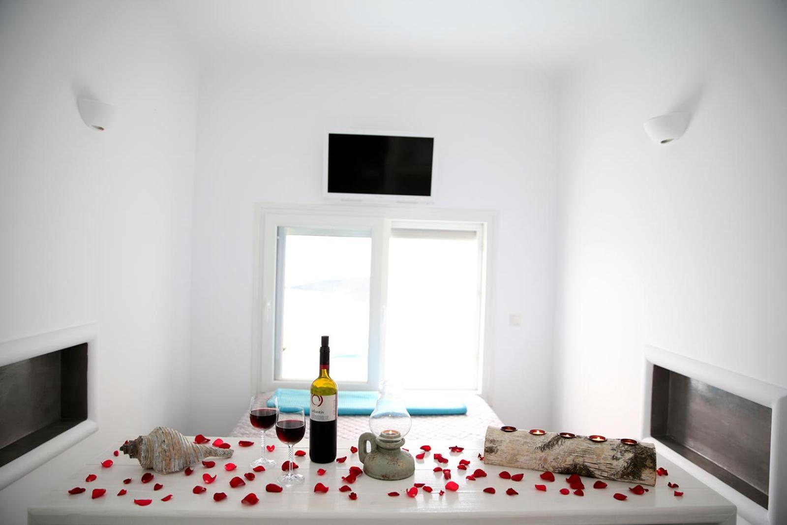 Fira Deep Blue Suites Extérieur photo